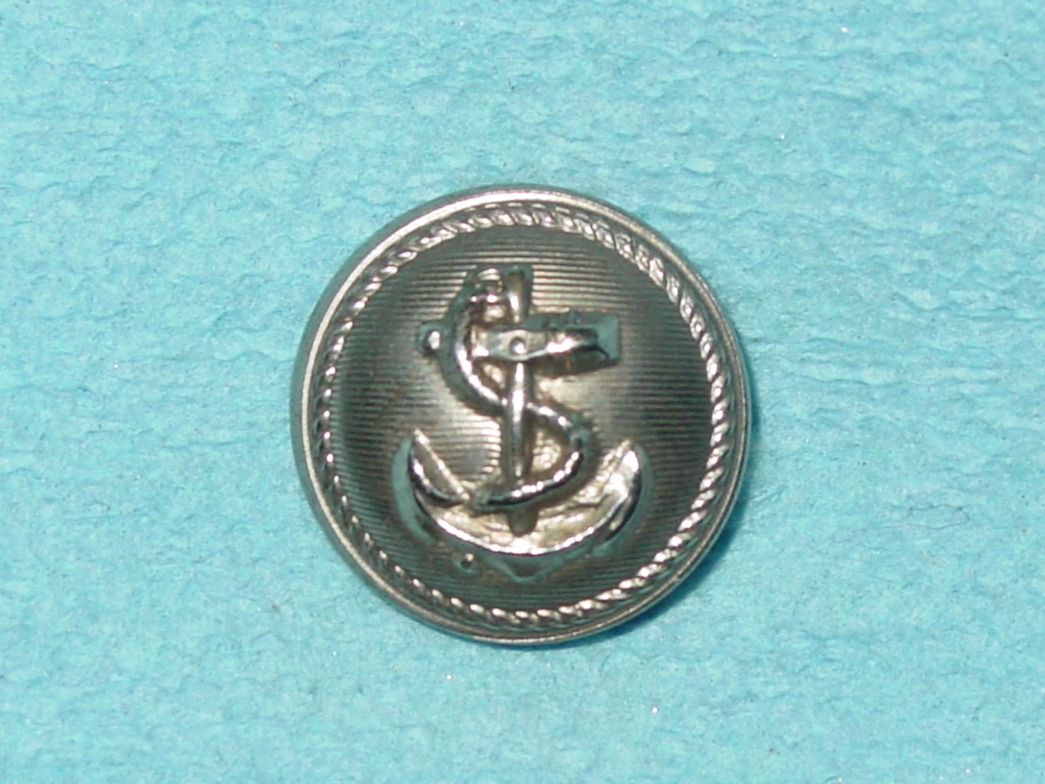 Pattern #09292 – Anchor w/ Rope Edge (Domed) – Waterbury Button Company
