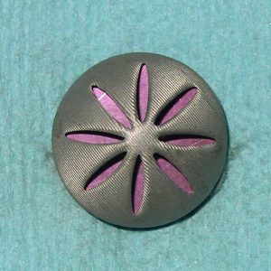 Pattern #26355 – Two-Layered Button w/ Colored Enamel