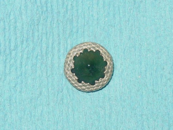 Pattern #26803 - GREEN Enamel w/ Pointed Center