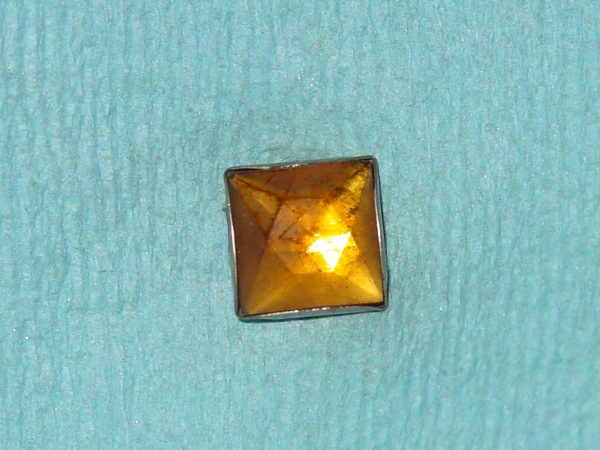 Pattern #28093 - AMBER Gem in Square